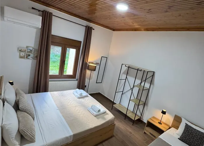 Del Vino Mikros Prinos