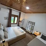 Del Vino Mikros Prinos