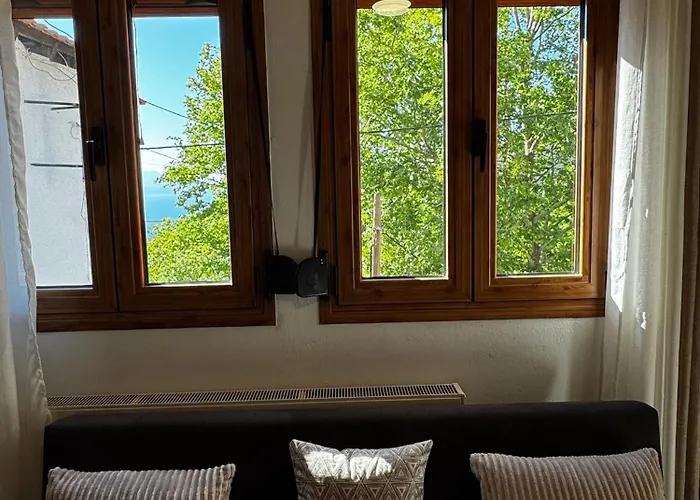 Del Vino Tatil Evi Mikros Prinos